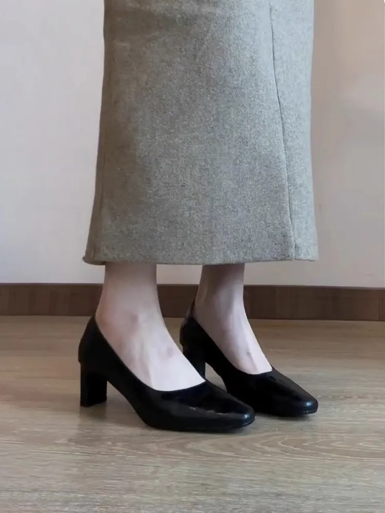 Women's Pleated Retro High Heels - Square Toe Chunky Heel Slip-On Leather Shoes for Professional Commuting & Formal Occasions thumbnail 8