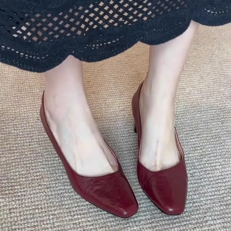 Women's Pleated Retro High Heels - Square Toe Chunky Heel Slip-On Leather Shoes for Professional Commuting & Formal Occasions thumbnail 3