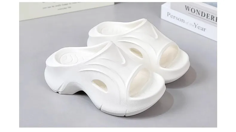 Women's Thick Sole Summer Sandals EVA Platform Height Increasing Anti-Slip Fashionable Home Slippers Student Style Soft Sole Beach Shoes showcase 9