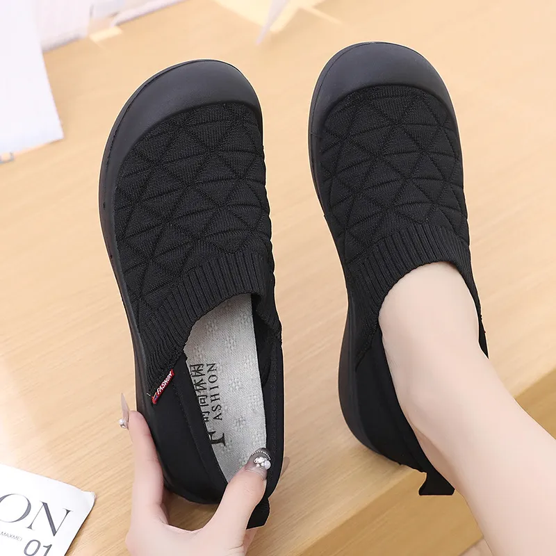 Women's Soft Sole Slip-On Shoes - Comfortable Lightweight Plaid Loafers for Moms, Non-Slip Work Shoes, Spring & Autumn Fashion thumbnail 3