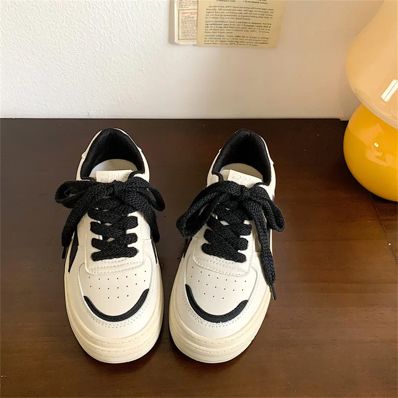 Women's White Sneakers 2024 Spring Fashion Casual Sports Shoes Retro Thick Sole Height Increasing Versatile Student Sneakers Comfortable Walking Shoes showcase 10