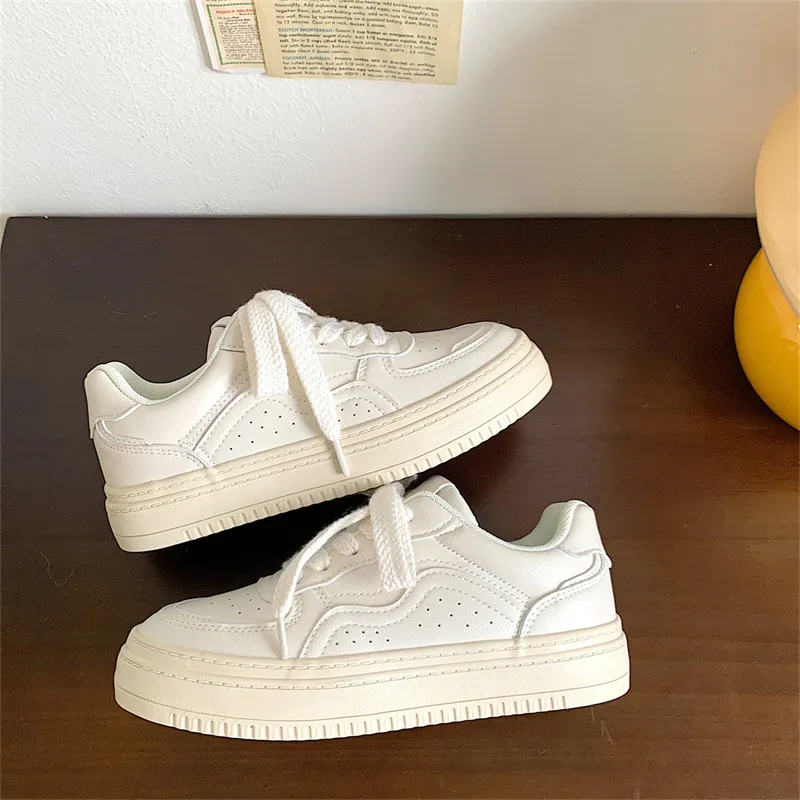Women's White Sneakers 2024 Spring Fashion Casual Sports Shoes Retro Thick Sole Height Increasing Versatile Student Sneakers Comfortable Walking Shoes showcase 4