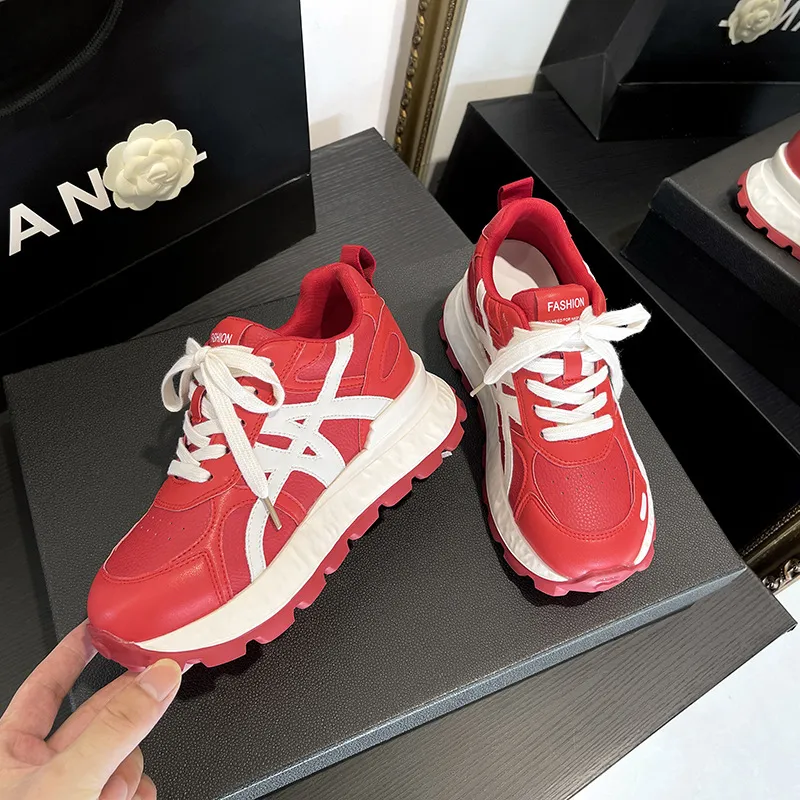 Women's Ultra-Light Leather Training Shoes: Autumn Fashion Casual Sports Sneakers with 8cm Height Increase & Thick Sole thumbnail 6
