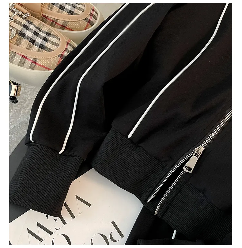Women's Two-Piece Sweatshirt Suit Set: Fashionable Autumn Sportswear, High-End Casual Outfit with Wide-Leg Pants, Trendy Loungewear for Women showcase 8