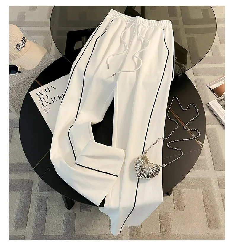 Women's Two-Piece Sweatshirt Suit Set: Fashionable Autumn Sportswear, High-End Casual Outfit with Wide-Leg Pants, Trendy Loungewear for Women showcase 18