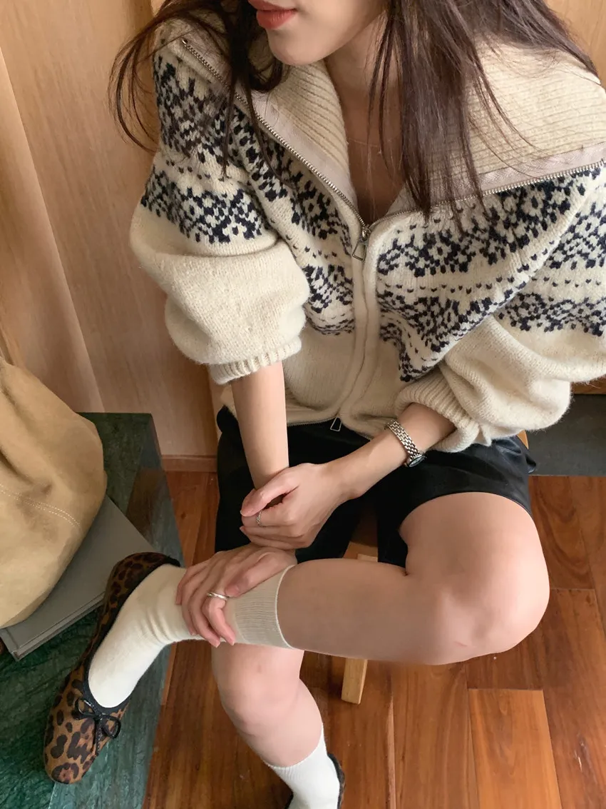 Fair Isle Jacquard Knit Cardigan Sweater - Women's Autumn Winter Zip Up Retro Christmas Top showcase 9