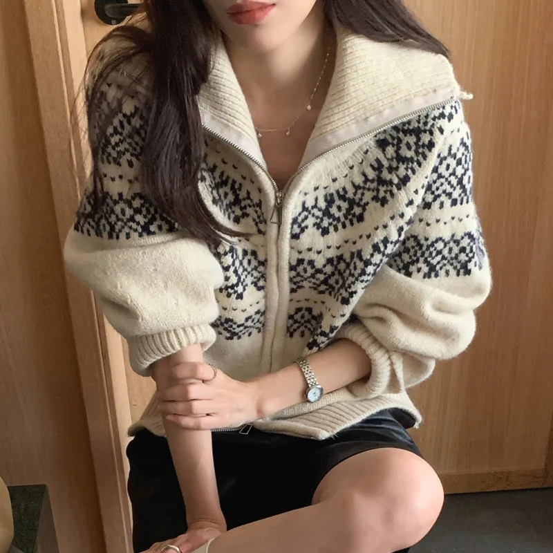 Fair Isle Jacquard Knit Cardigan Sweater - Women's Autumn Winter Zip Up Retro Christmas Top thumbnail 6