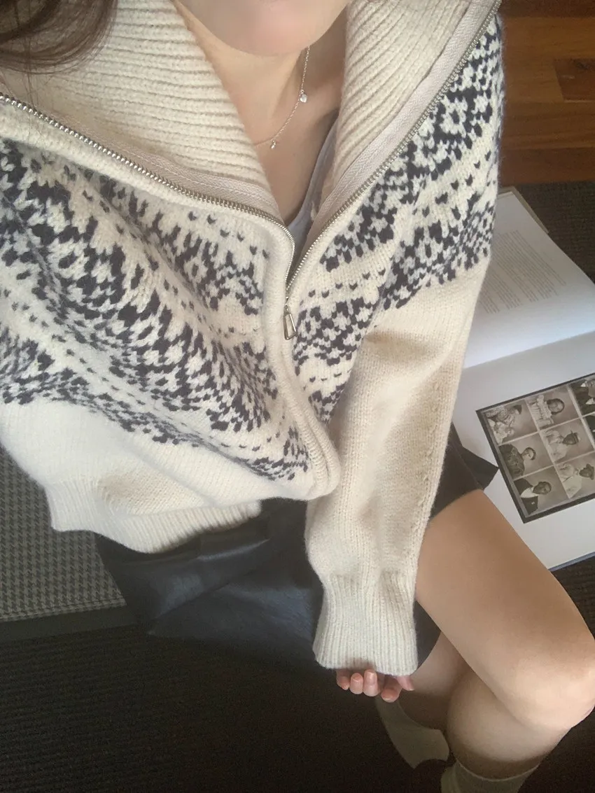 Fair Isle Jacquard Knit Cardigan Sweater - Women's Autumn Winter Zip Up Retro Christmas Top showcase 13