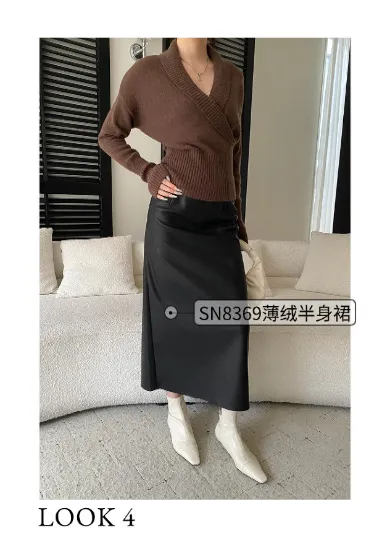 Women's V-Neck Knitted Sweater Cross Design Slim Fit Fashionable Pullover Top Elegant Blogger Style Jumper for Ladies showcase 13