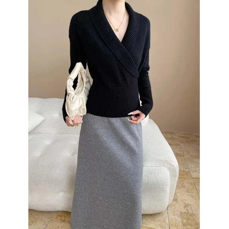 Women's V-Neck Knitted Sweater Cross Design Slim Fit Fashionable Pullover Top Elegant Blogger Style Jumper for Ladies thumbnail 6