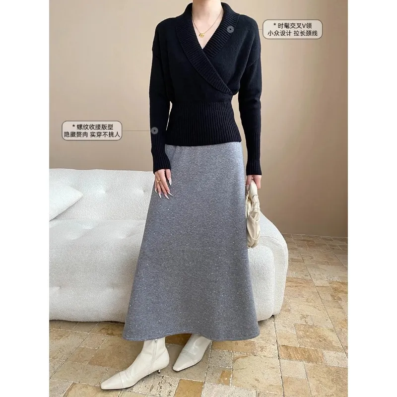 Women's V-Neck Knitted Sweater Cross Design Slim Fit Fashionable Pullover Top Elegant Blogger Style Jumper for Ladies thumbnail 3