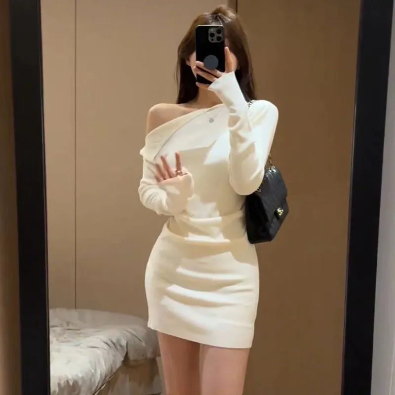Women's Off-Shoulder Long Sleeve Sweater Top - High Bottom Niche Design, Sloping Shoulder, Mid-Length, Retro Chic, Fashionable, Elegant Bottoming Shirt thumbnail 8