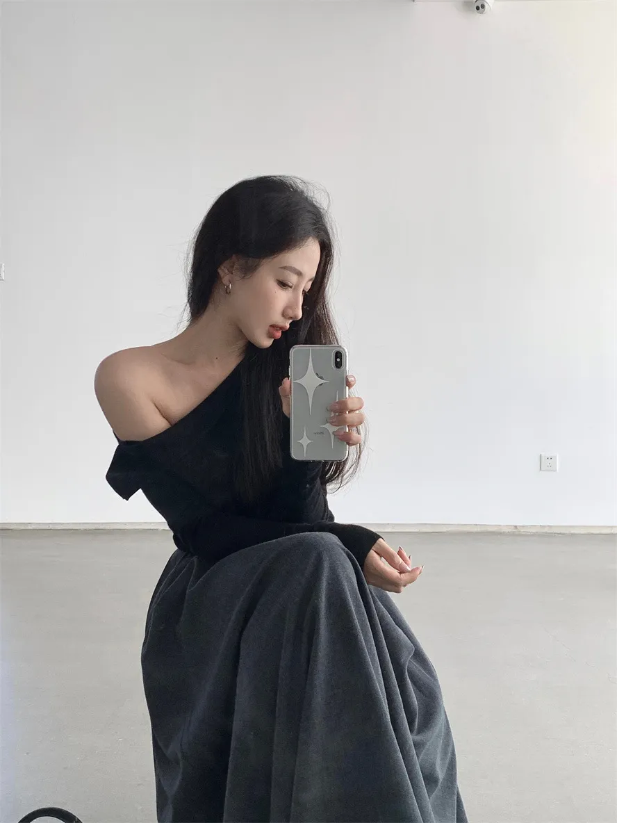 Women's Off-Shoulder Long Sleeve Sweater Top - High Bottom Niche Design, Sloping Shoulder, Mid-Length, Retro Chic, Fashionable, Elegant Bottoming Shirt showcase 3