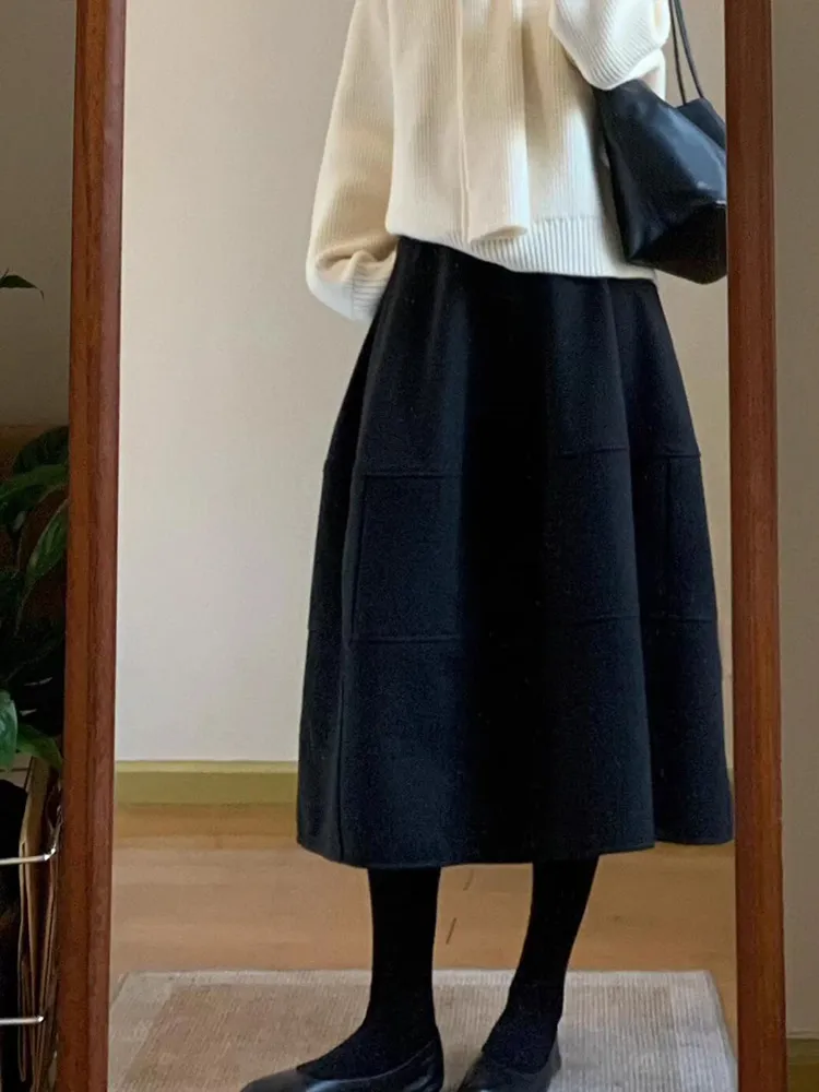 Women's Wool Blend Tulip Skirt, High Waist A-Line Midi Skirt, Elegant Winter Fashion for Petite Women, Sweet & Cool Style, Black showcase 3