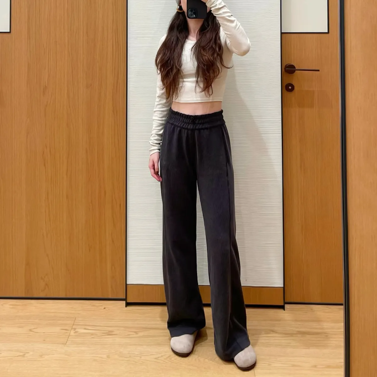 Women's Yoga Pants High Waisted Straight Leg Ultra-Lengthening Loose Fit Casual Wide Leg Softstrome Sports Pants for Workout, Gym, and Everyday Wear thumbnail 10