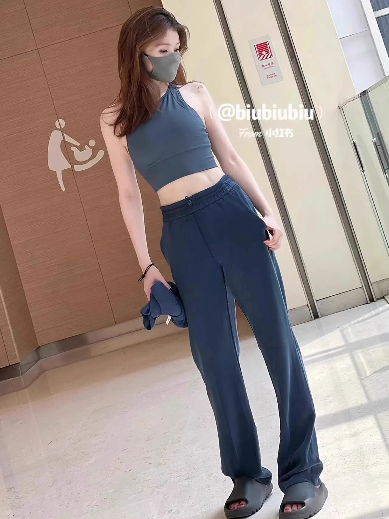 Women's Yoga Pants High Waisted Straight Leg Ultra-Lengthening Loose Fit Casual Wide Leg Softstrome Sports Pants for Workout, Gym, and Everyday Wear thumbnail 7