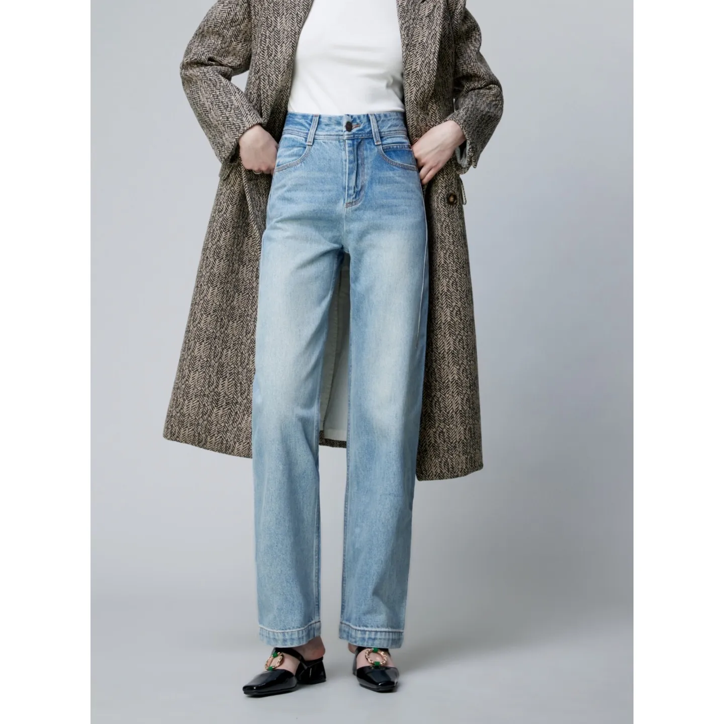 Women's High-Waisted Straight Leg Jeans - Premium Denim, Slimming Fit, Light Luxury Texture, Spring Fashion 2026 - Available in Three Colors thumbnail 2