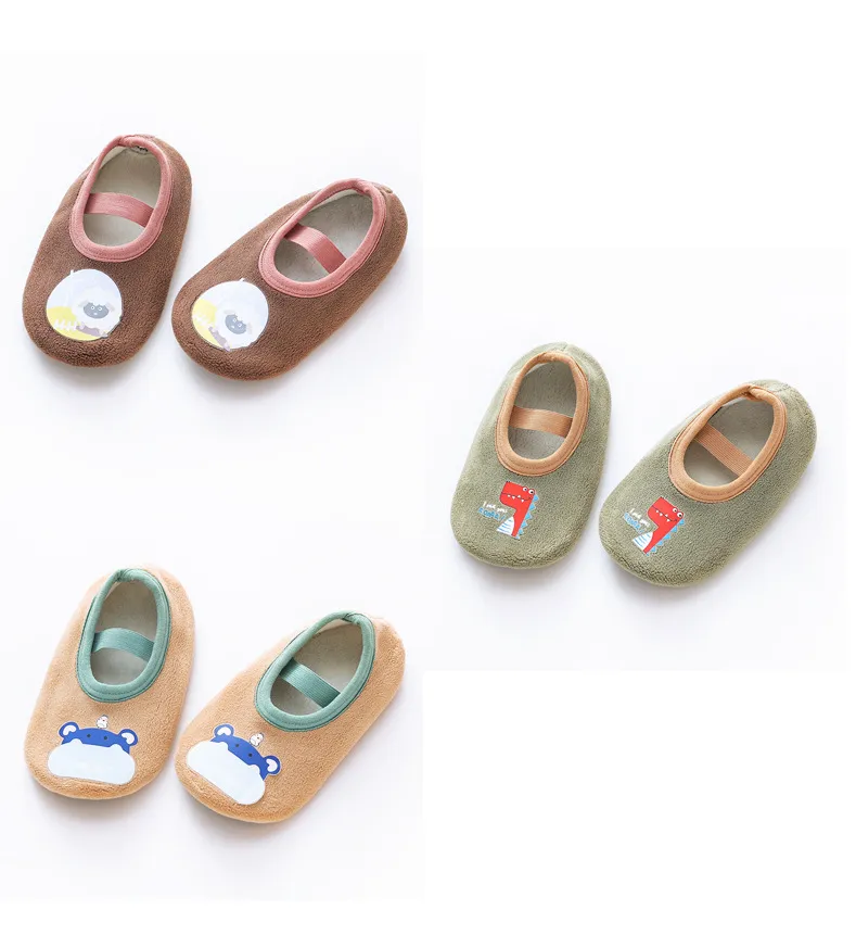 Baby Floor Socks with Fleece Lining - Toddler Anti-Slip Shoes for Autumn and Winter Indoor Use - Wholesale Available for Boys and Girls showcase 8