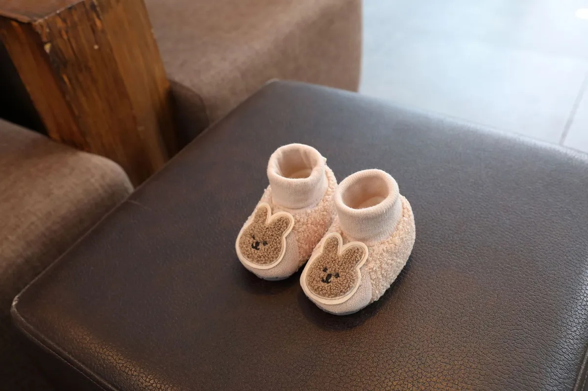 Baby First Walking Shoes Soft Sole Non-Slip Toddler Shoes 6-12 Months Cartoon Design Fabric Sole Front-Tie Floor Shoes for Infants showcase 18