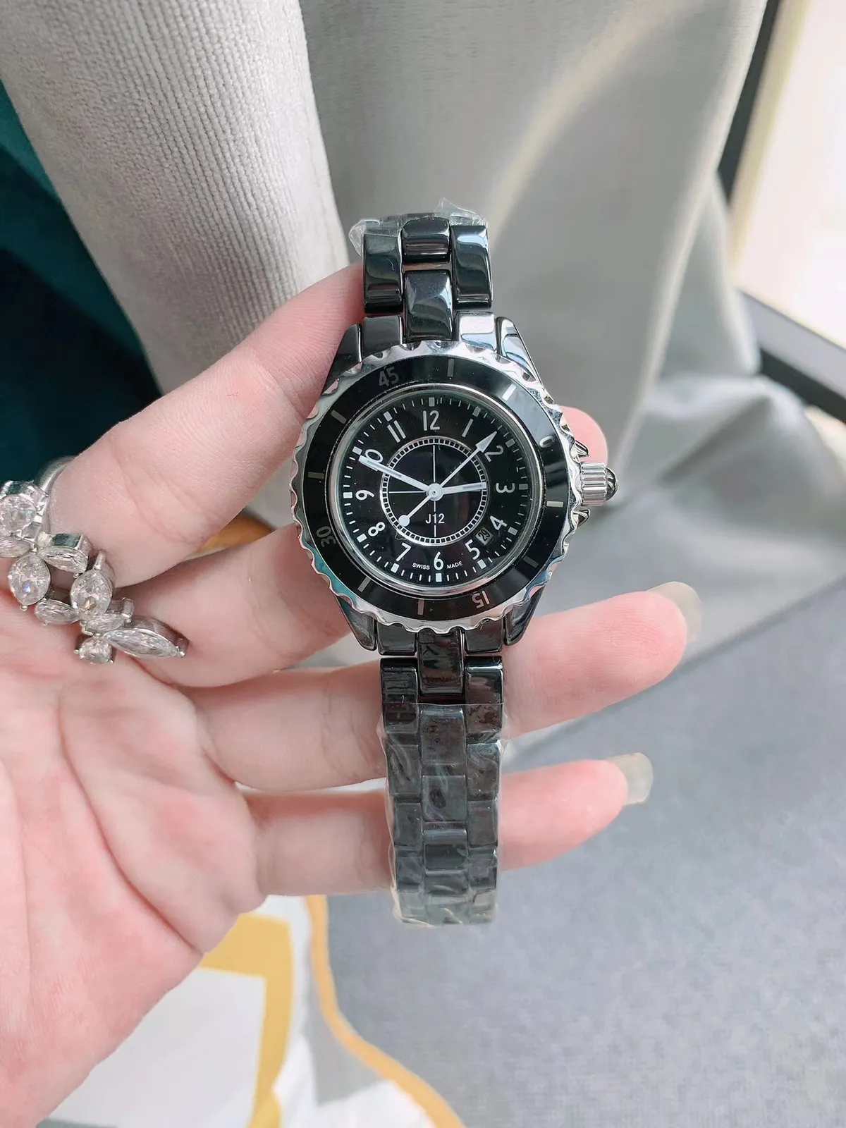 Women's White Ceramic Quartz Watch J12 Style, Waterproof Butterfly Buckle, Couple's Watch Option, Elegant Ladies Wristwatch, Fashionable Timepiece for Her showcase 4