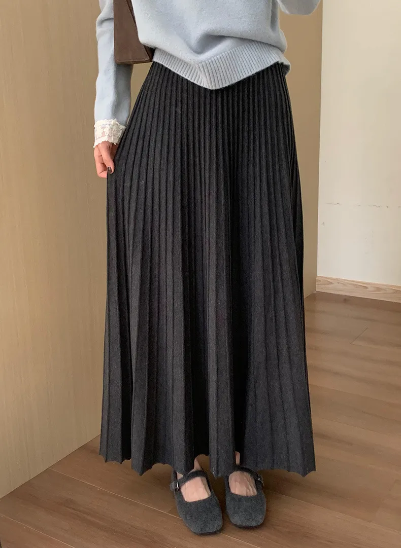 Women's Faux Fur Vest - Korean Style High-End Furry Sleeveless Coat for Autumn Winter 2025 - Warm, Stylish Outerwear showcase 19