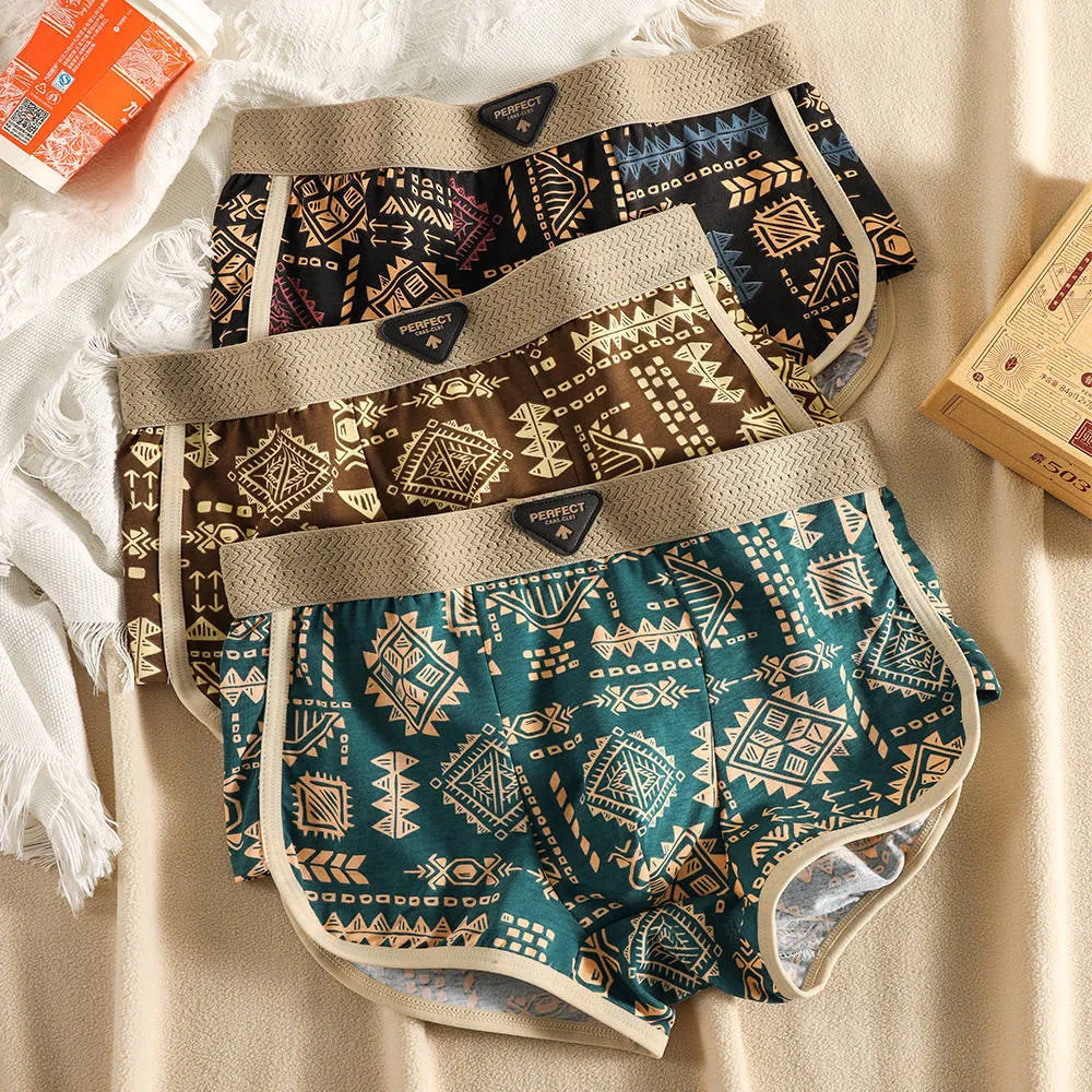 Men's Retro Ethnic Style Cotton Boxer Briefs - Single Pack Breathable Underwear with Printed Design - Comfortable and Stylish thumbnail 1