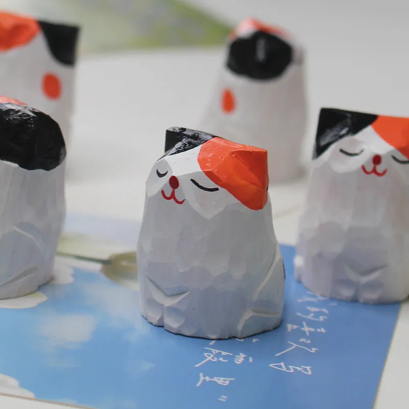 White/Orange Cat (Up)