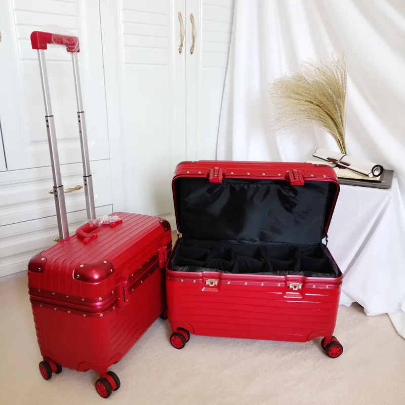 Red - Liner