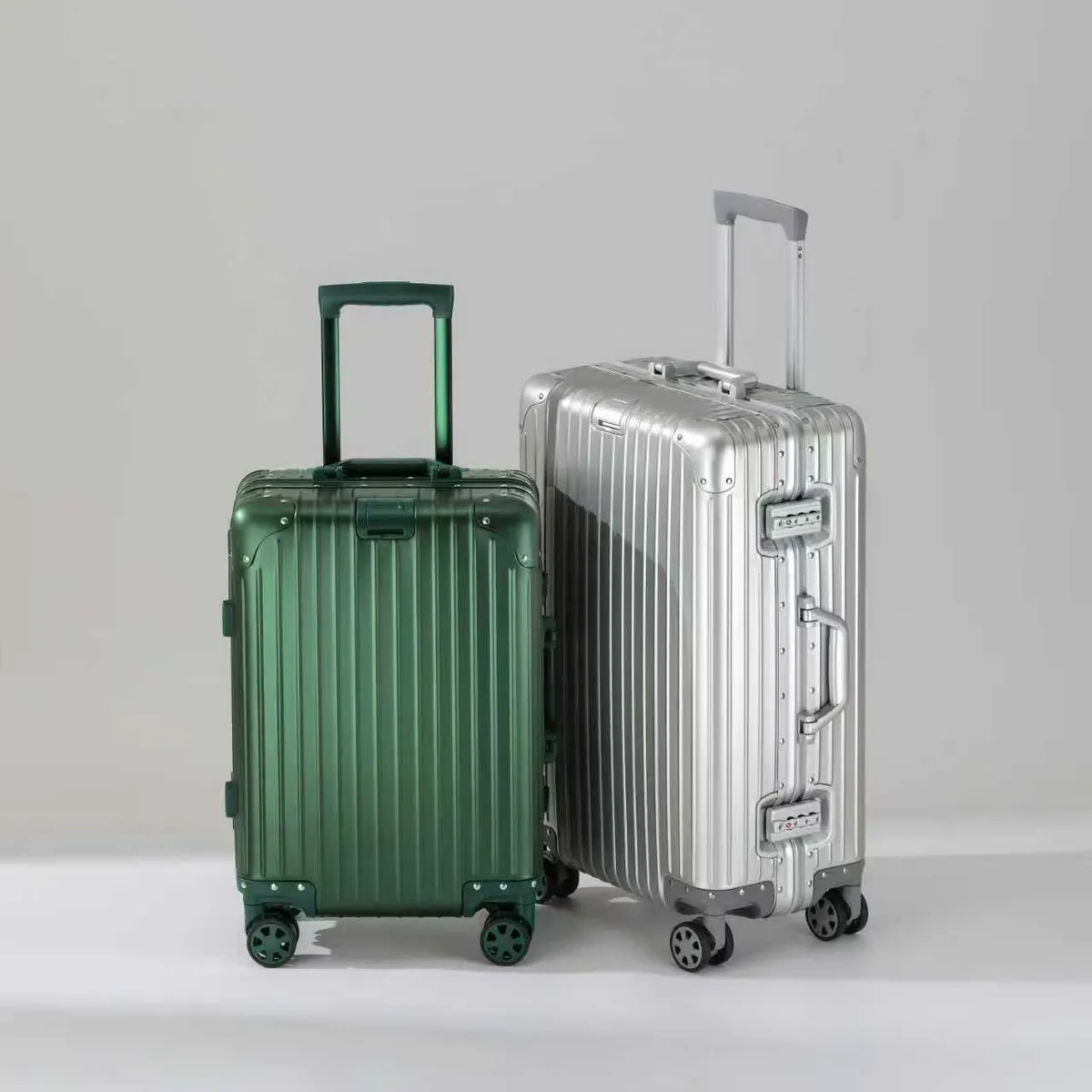 Aluminum Magnesium Alloy Trolley Suitcase 20 Inch Carry-On Luggage for Men and Women, Universal Wheels, Password Lock, Lightweight Travel Suitcase showcase 4