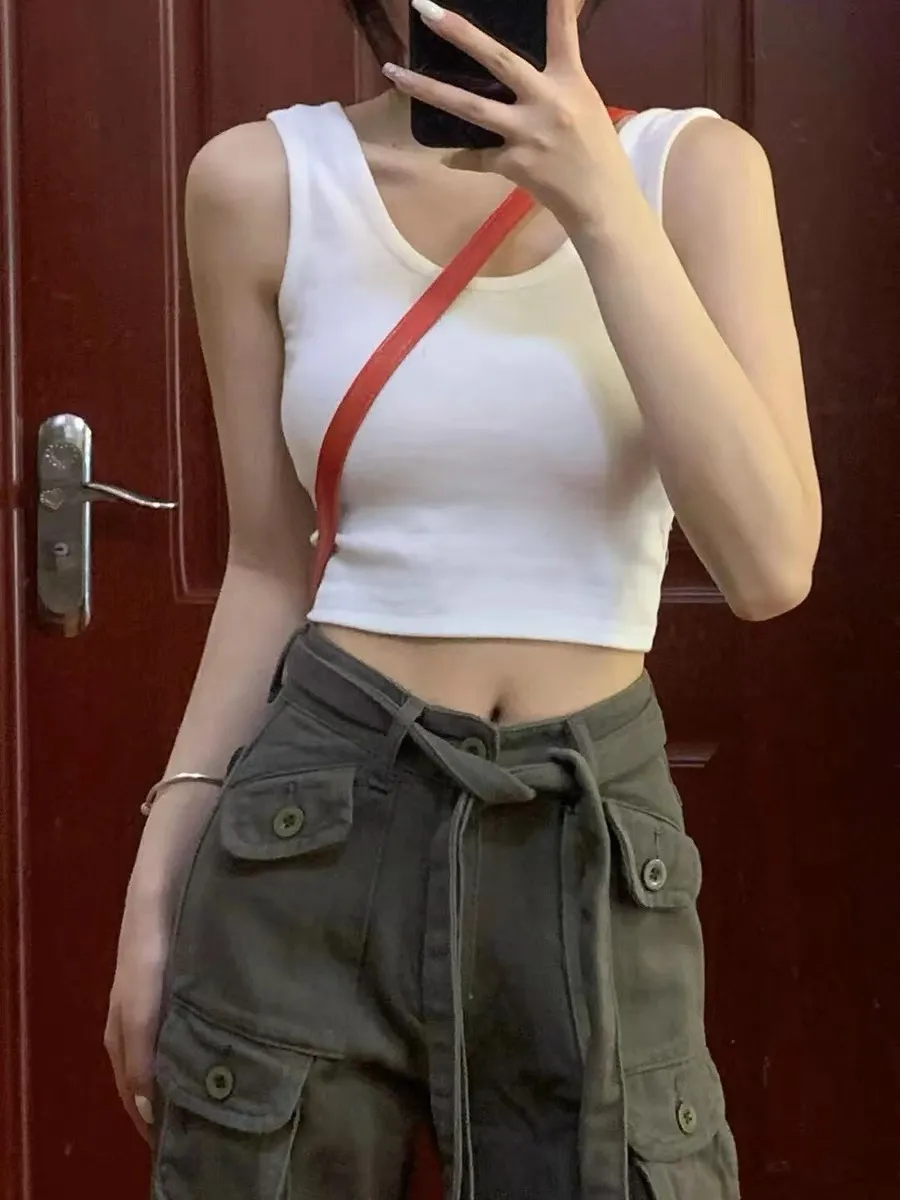 2026 Summer Women's Crop Top Camisole - Versatile Outerwear or Inner Wear, Stylish Sleeveless Design for Everyday Fashion showcase 15