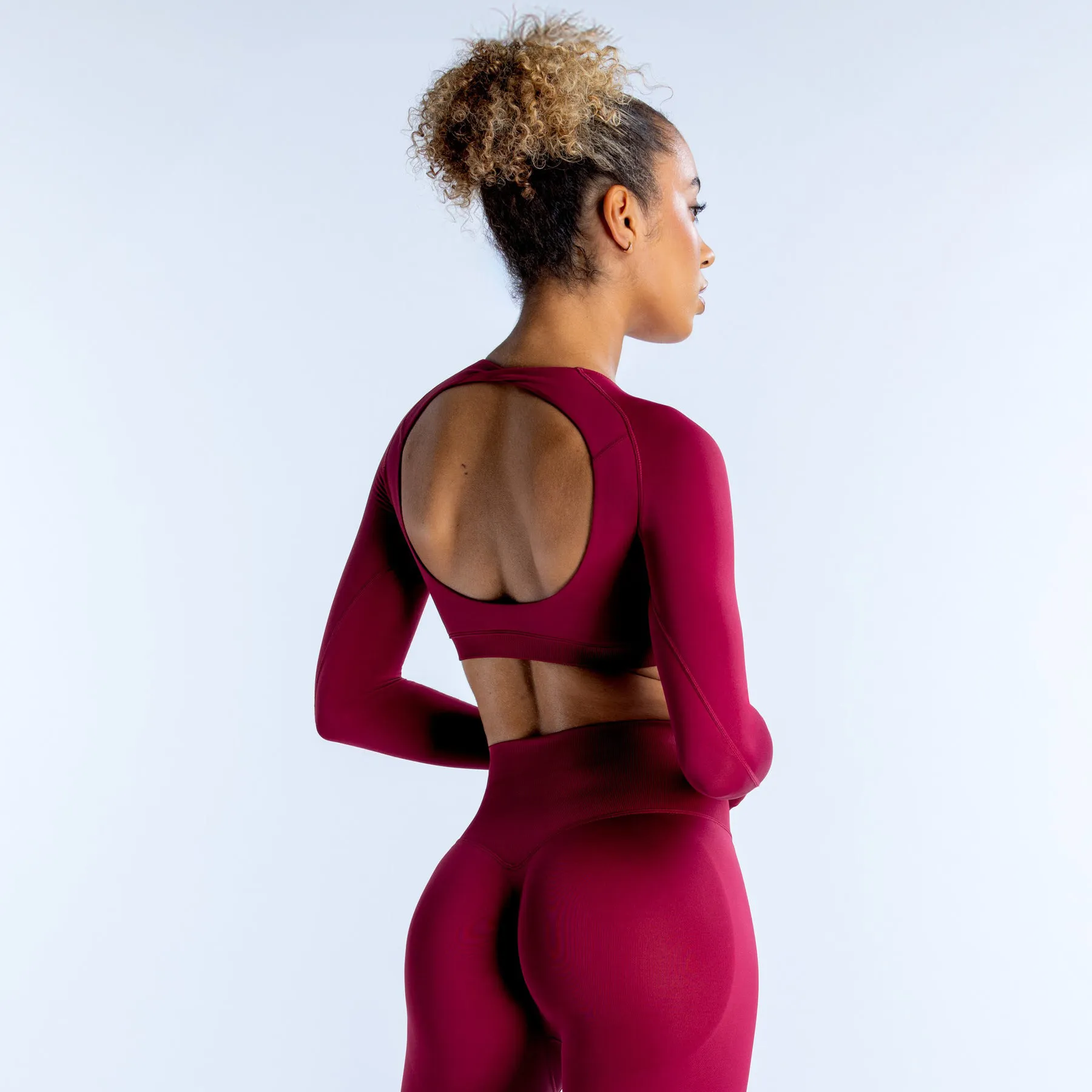 DFYNE Women's Crewneck Long Sleeve Crop Top with Hollow Back - Breathable Yoga & Athletic Wear for Active Lifestyles thumbnail 9