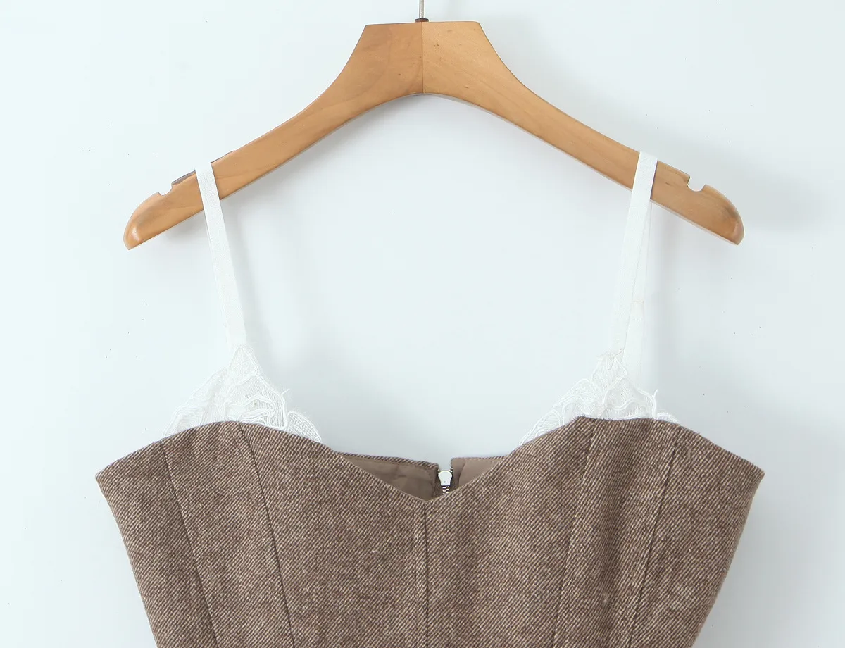 Women's Sexy Cropped Tube Top with Dragon Bone Corset Detail, Off-the-Shoulder Slim Fit Camisole for Summer Evenings showcase 4