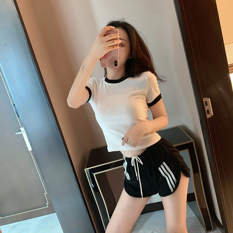 Women's Summer Slim-Fit Contrast Color Short-Sleeved T-Shirt Trendy Design Sense Top for Casual Wear showcase 3
