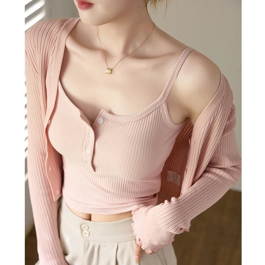 High-Quality Cotton Camisole for Women - Summer 2026 Buttoned U-Neck Backless Pure Desire Top thumbnail 4