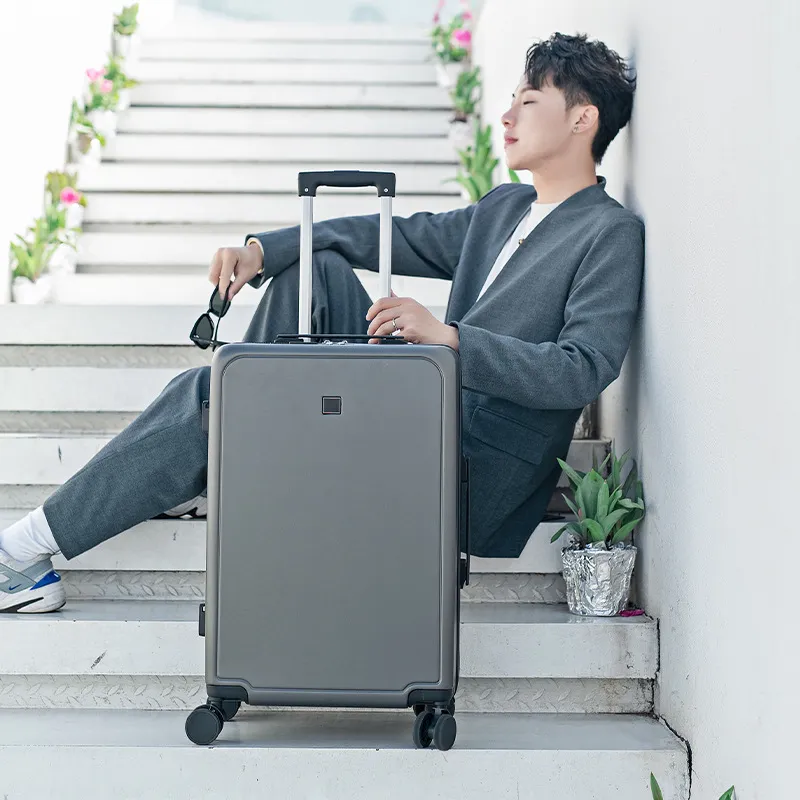 2025 New Model Large Capacity 24-Inch Sturdy Durable Trolley Suitcase for Women & Men, Thickened Leather Carry-On Travel Luggage Case thumbnail 3