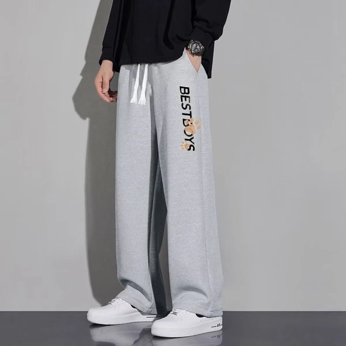 Men's Casual Sweatpants Loose Fit Straight Leg Joggers Breathable Lightweight Sports Pants for Spring Autumn Youth Wide Leg Trousers showcase 4