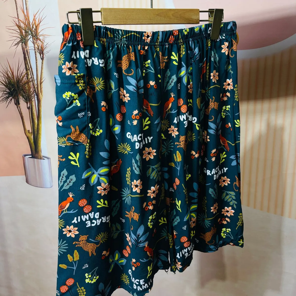 Men's Hawaiian Print Rayon Shorts - Quick-Drying Casual Beach Summer Fashion Pants for Sports & Leisure showcase 10