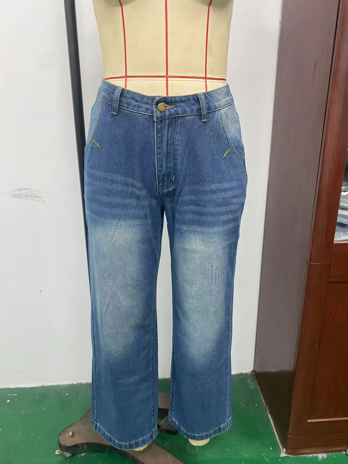 Retro Fashion Women's Wide-Leg Jeans - Casual Straight Leg Pants for Amazon, European & American Style showcase 4