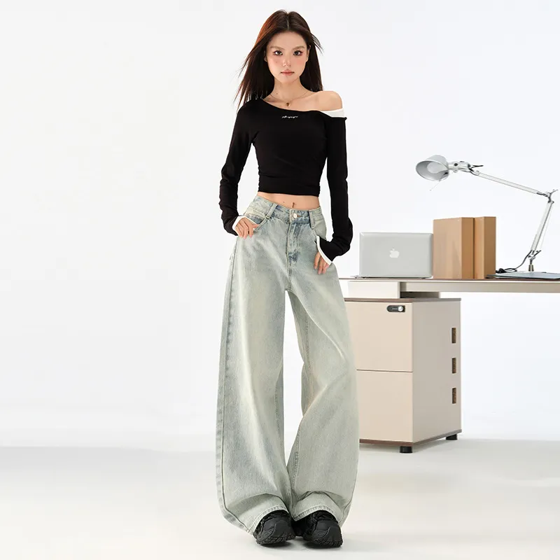 Women's Light Blue Loose Wide-Leg Jeans - Autumn High Street Style Draped Casual Pants for a Relaxed Fit thumbnail 2