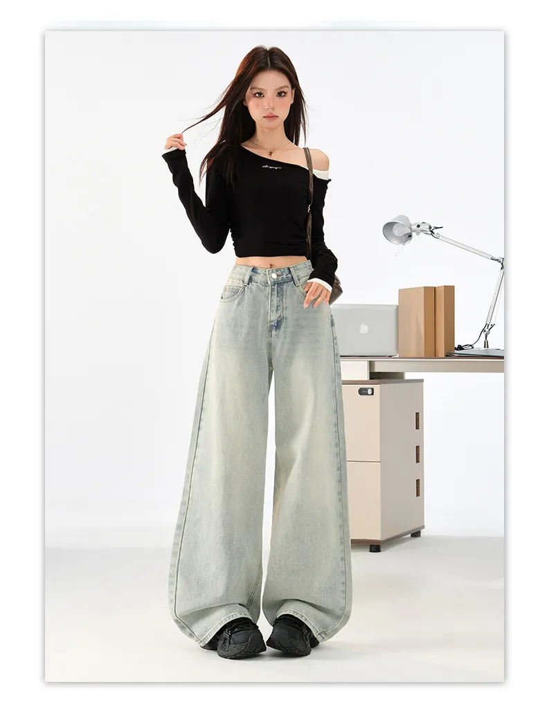 Women's Light Blue Loose Wide-Leg Jeans - Autumn High Street Style Draped Casual Pants for a Relaxed Fit showcase 9