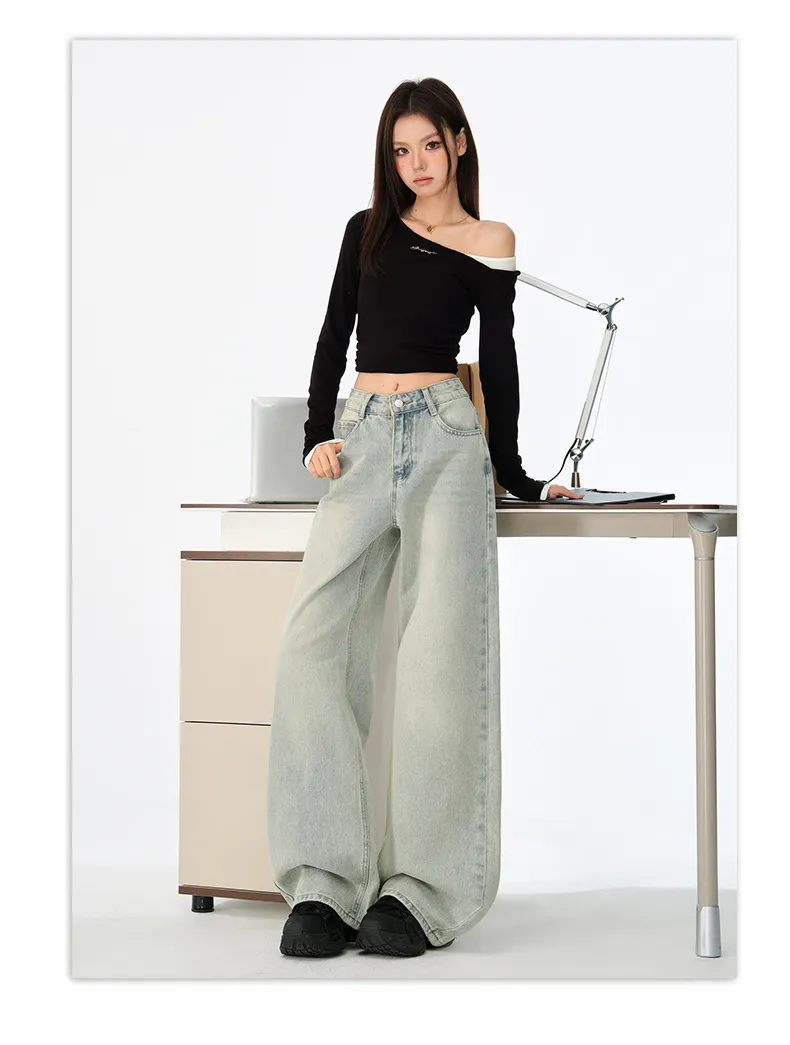 Women's Light Blue Loose Wide-Leg Jeans - Autumn High Street Style Draped Casual Pants for a Relaxed Fit showcase 19