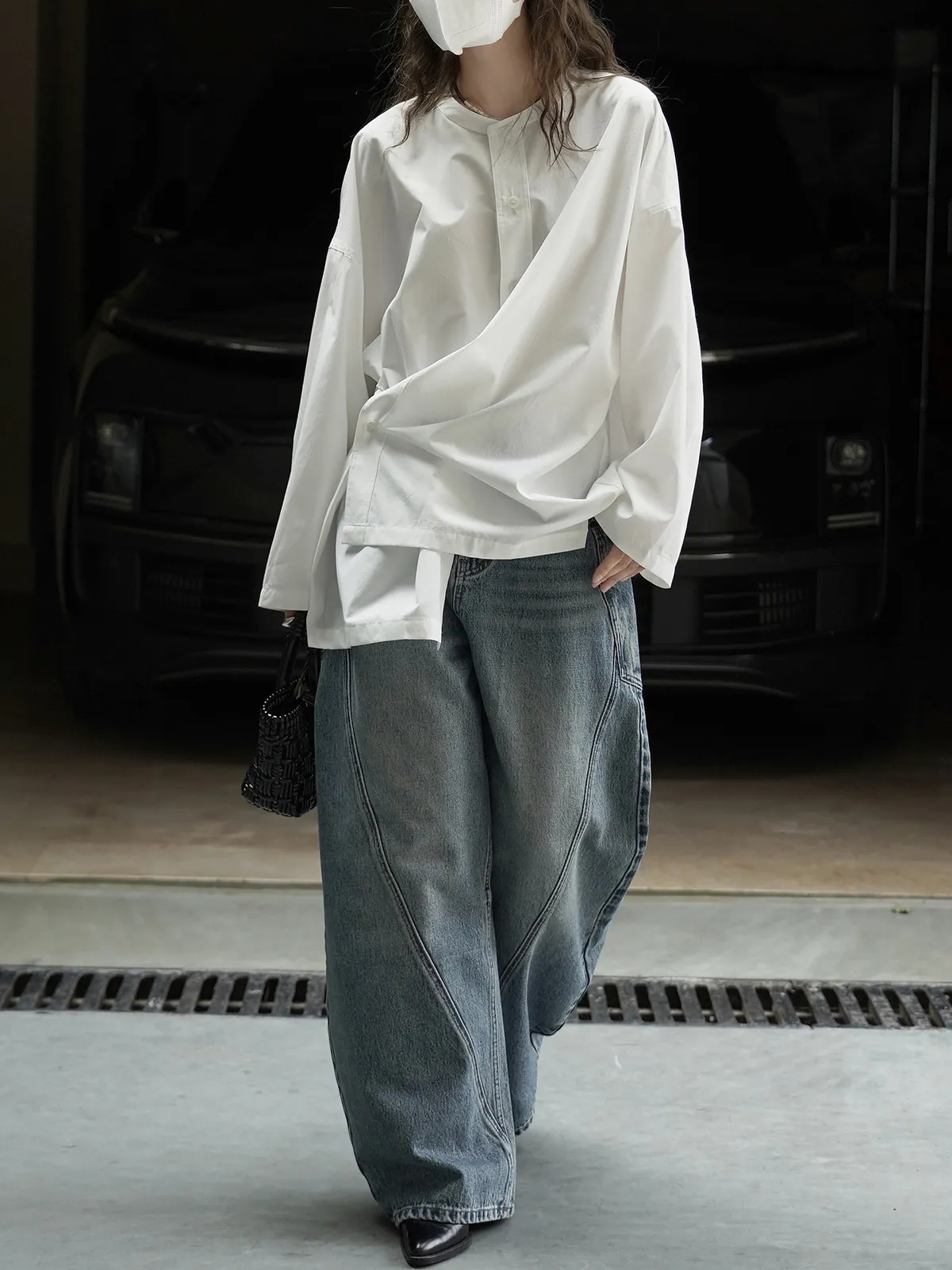 Louvre Women's Autumn Winter Korean Style Fashionable Workwear Jeans - Loose Wide-Leg Cut & Spliced Design for a Personalized Look showcase 7