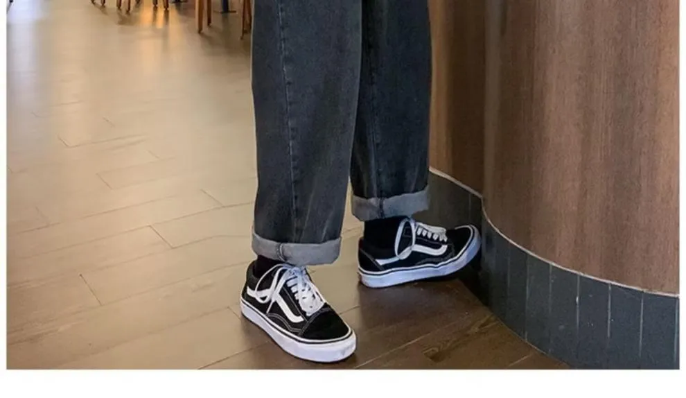 Men's Black & Gray Loose Fit Straight Leg Jeans - Large Size, Wide Leg, American High Street Style for Early Autumn Wear showcase 7