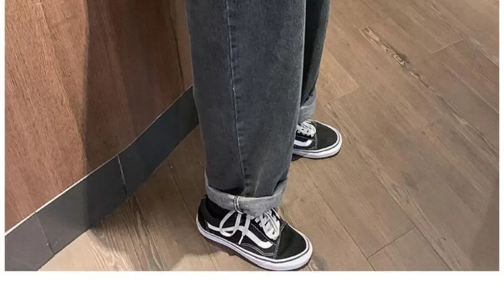 Men's Black & Gray Loose Fit Straight Leg Jeans - Large Size, Wide Leg, American High Street Style for Early Autumn Wear showcase 5