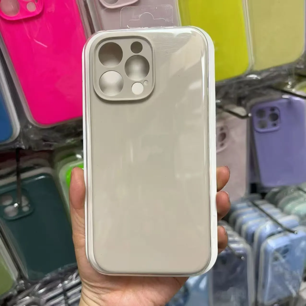 IPhone 17 Pro Max (AI)
