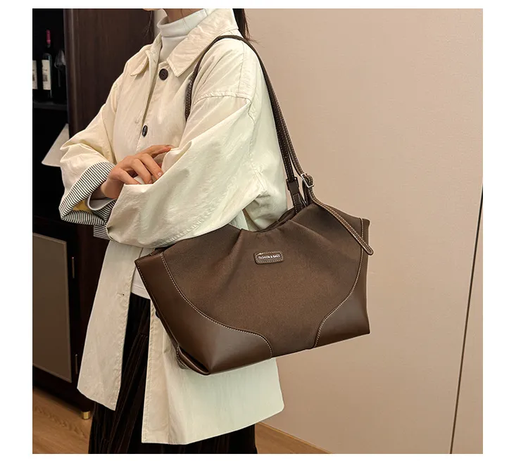 Large Capacity PU Leather Commuter Handbag for Women - Versatile, Stylish Casual Shoulder Bag, Personalized Armpit Bag showcase 19