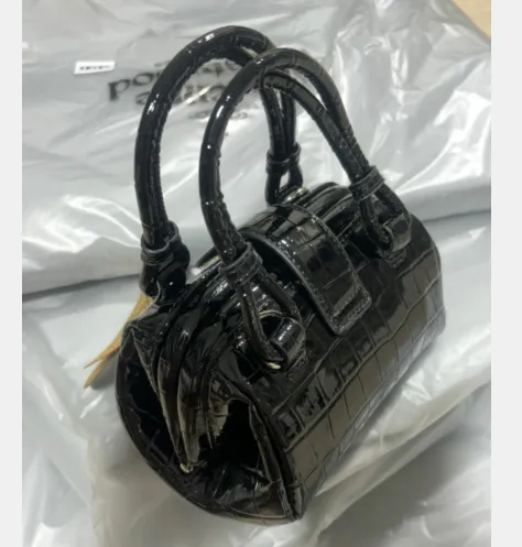 Vintage Crocodile Pattern Patent Leather Mini Crossbody Bag for Women - Elegant Empress Dowager Saturn Hand Chain Clip Bag showcase 3