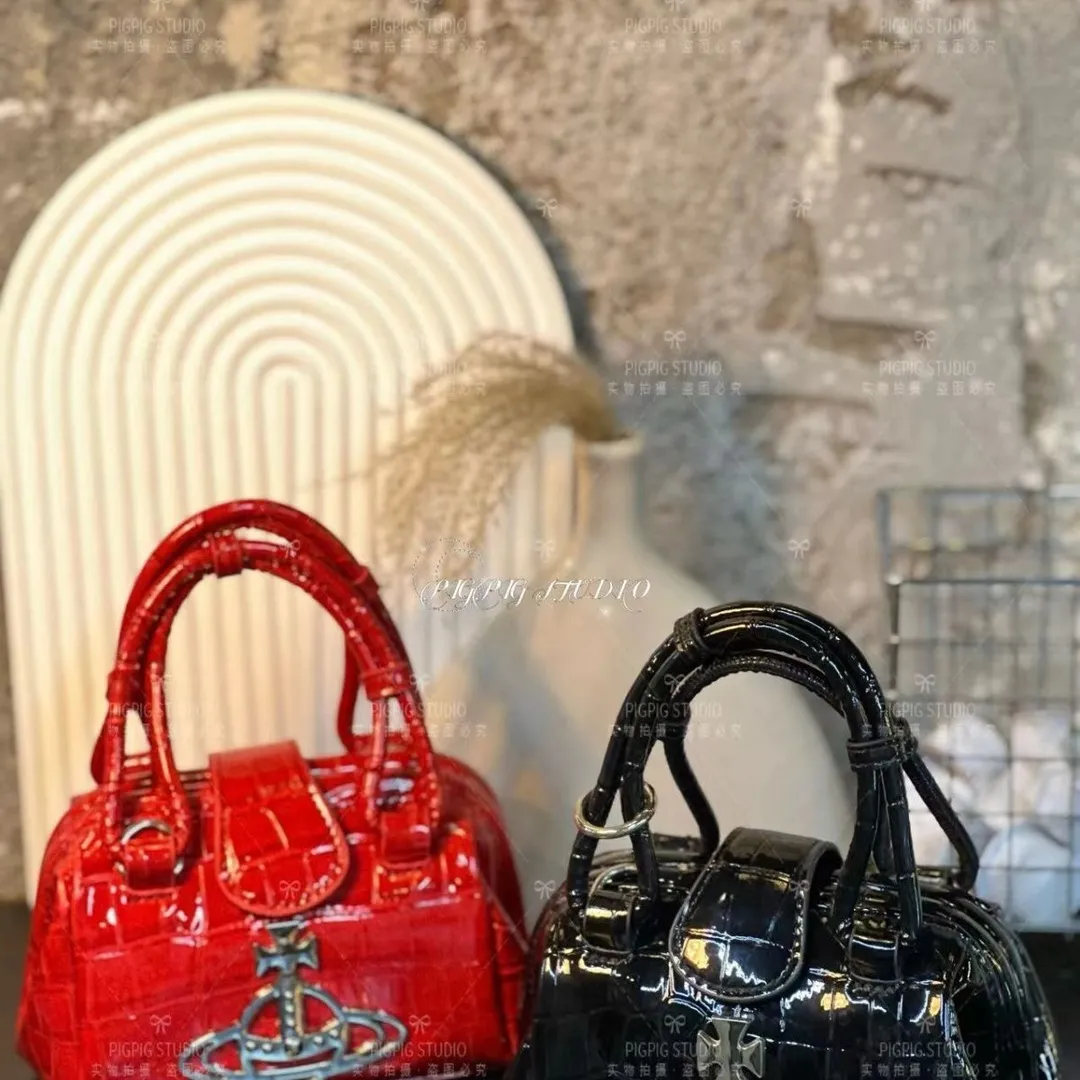 Vintage Crocodile Pattern Patent Leather Mini Crossbody Bag for Women - Elegant Empress Dowager Saturn Hand Chain Clip Bag showcase 6