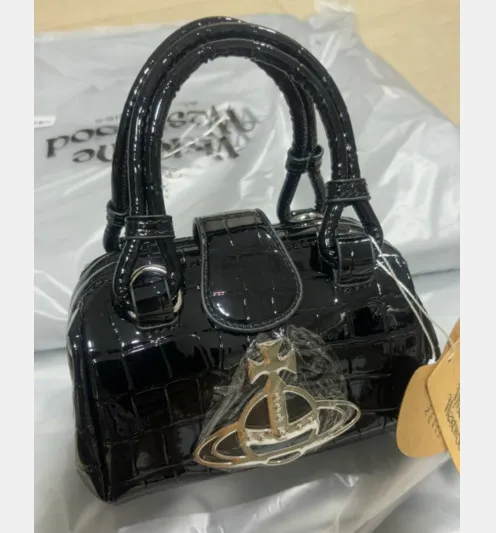 Vintage Crocodile Pattern Patent Leather Mini Crossbody Bag for Women - Elegant Empress Dowager Saturn Hand Chain Clip Bag showcase 1