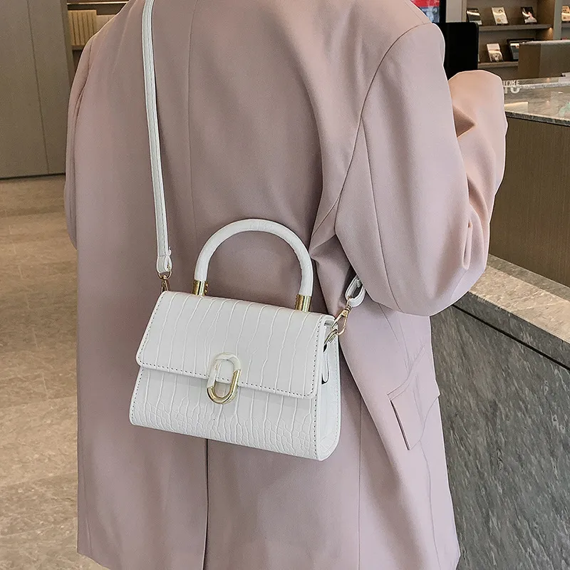 Women's Crocodile Pattern Small Square Crossbody Handbag 2025 - Versatile Fashionable Shoulder Bag for Ladies, Elegant Handheld Purse showcase 15